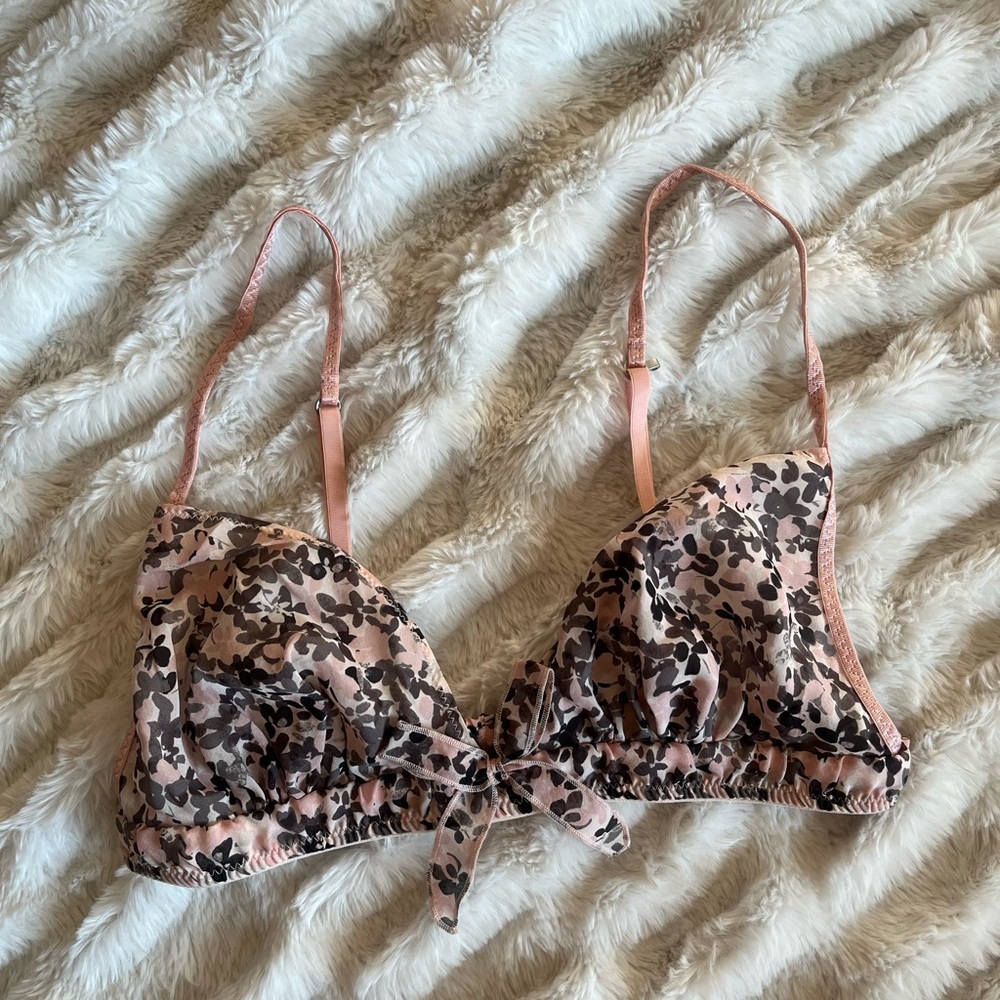 Victoria's Secret Pink and Black Floral Bra